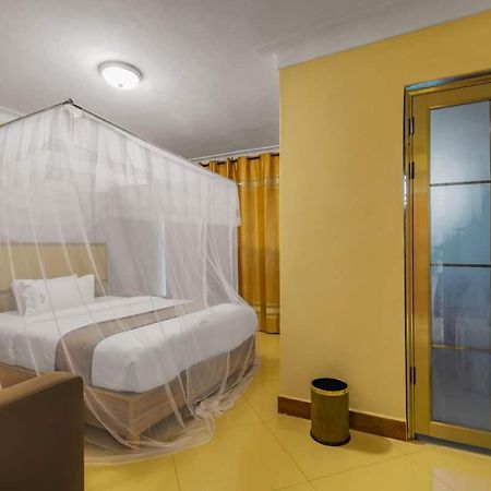 Santa Maria Hotel Entebbe Exterior photo