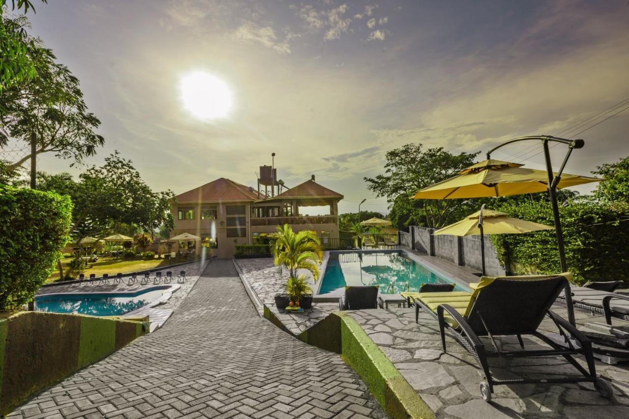 Santa Maria Hotel Entebbe Exterior photo